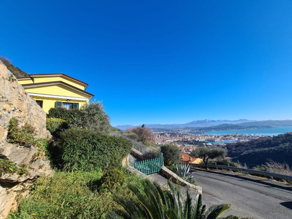 Agriturismo La Pietra La Spezia Exterior foto